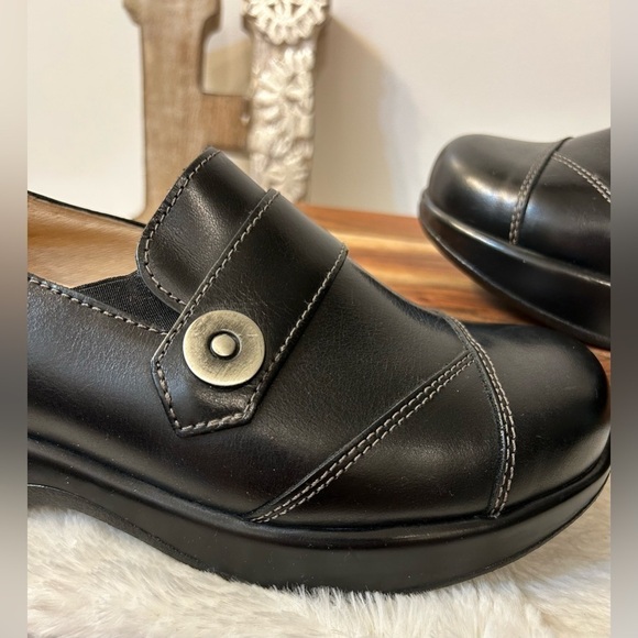 Dromedaris Stella Slip On Women’s in Black Size 41 - Picture 8 of 15